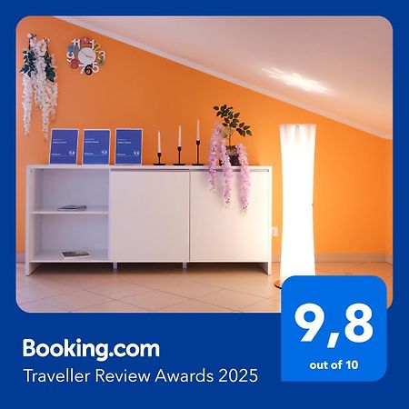 Andrea'S House Apartment ลอกรี ภายนอก รูปภาพ