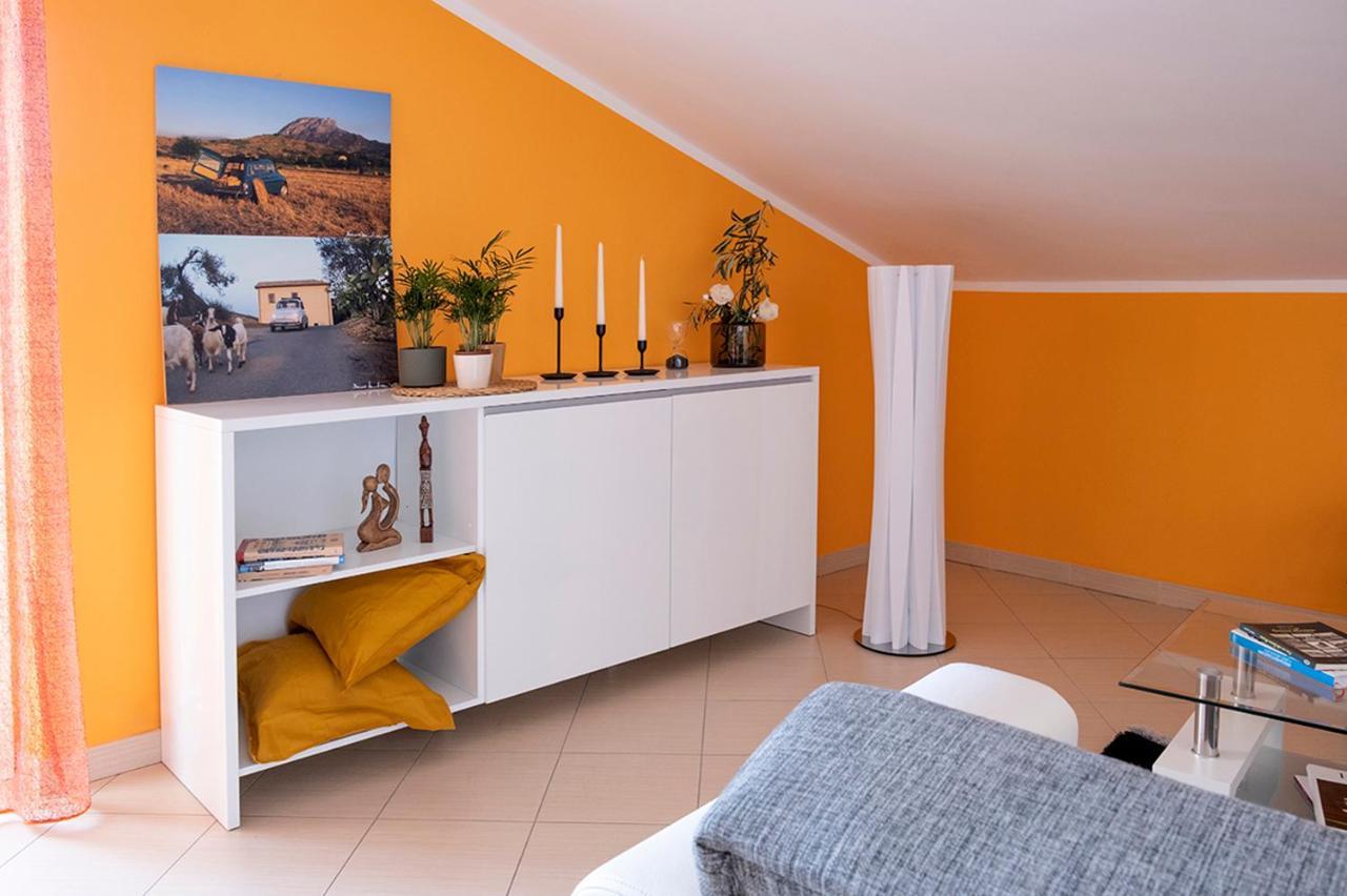 Andrea'S House Apartment ลอกรี ภายนอก รูปภาพ